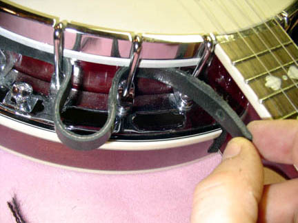 Converting a Clip-On Banjo Strap to a Cradle Strap : 5 Steps (with